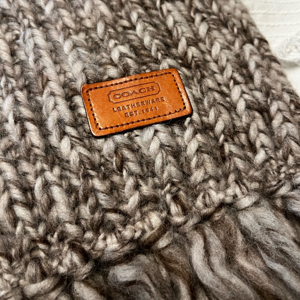 COACH 100% wool fringe scarf gray cream LONG mens women unisex like new - Picture 2 of 6